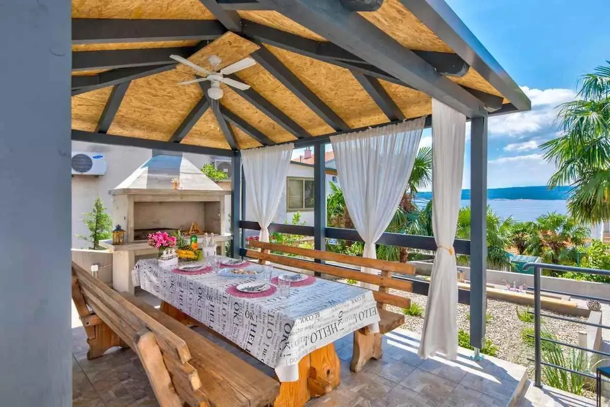 One-Bedroom Apartment In Crikvenica Xlv Dramalj 0*,