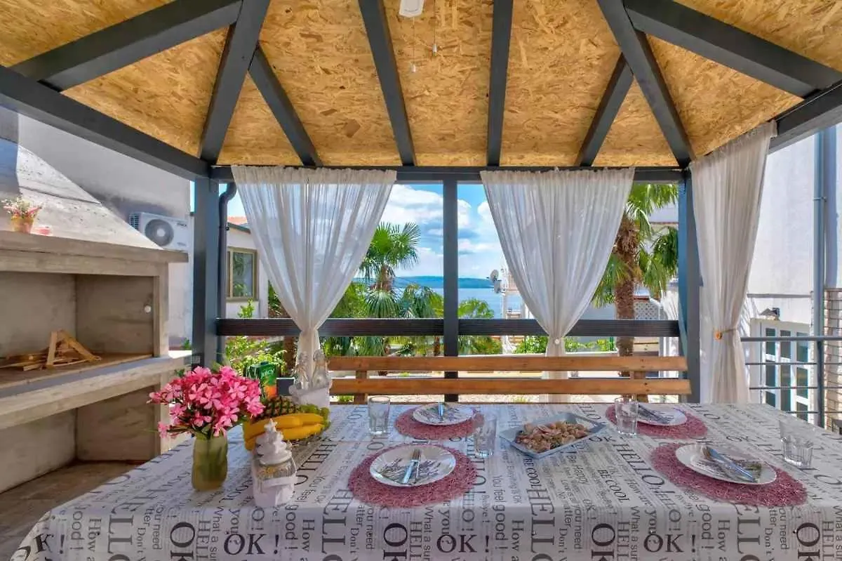 One-Bedroom Apartment In Crikvenica Xlv Dramalj 0*,