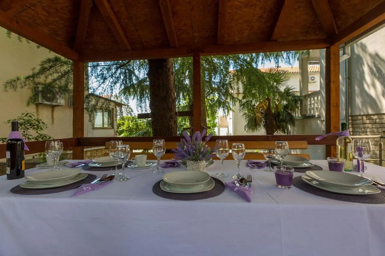 One-Bedroom Apartment In Crikvenica Xlv Dramalj Chorvatsko